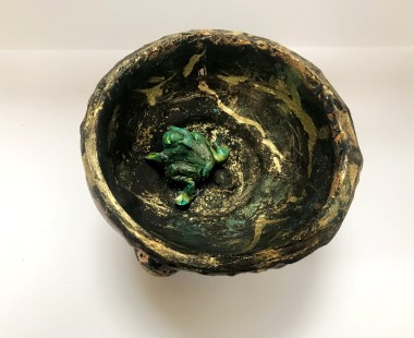Sculpture frog gold black bowl contemporary 