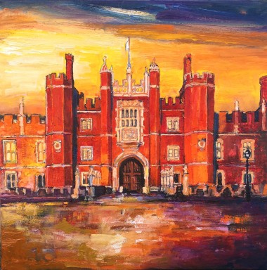 Main Hampton Court